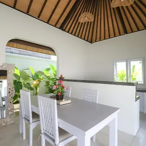 villa-shanti-bingin.ubudhotelsnow.com/